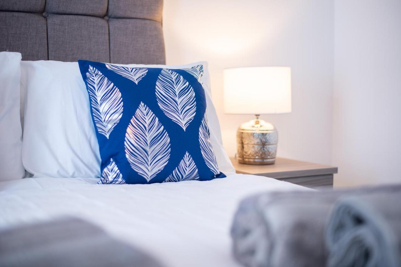 Free Parking, Spacious Rooms, Smart Tv'S All Rooms Swansea Extérieur photo