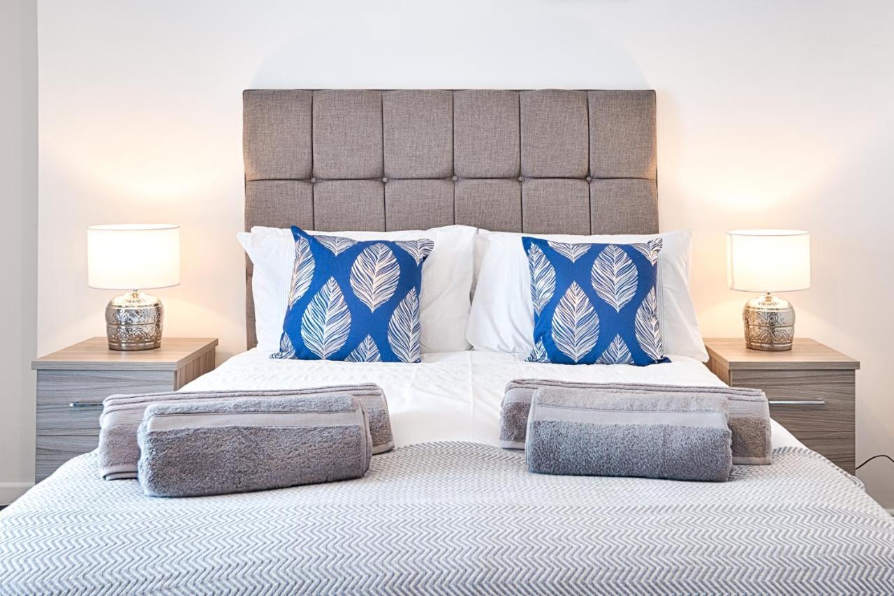 Free Parking, Spacious Rooms, Smart Tv'S All Rooms Swansea Extérieur photo