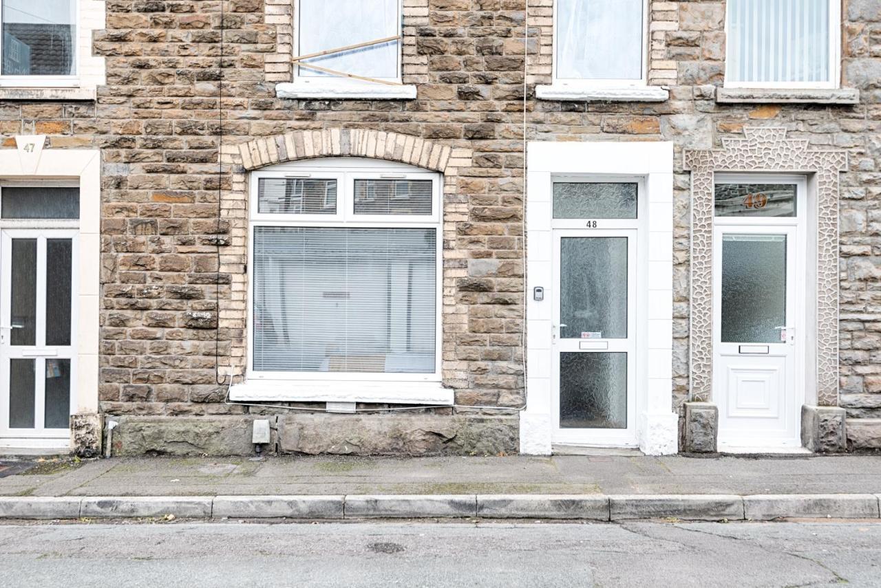 Free Parking, Spacious Rooms, Smart Tv'S All Rooms Swansea Extérieur photo