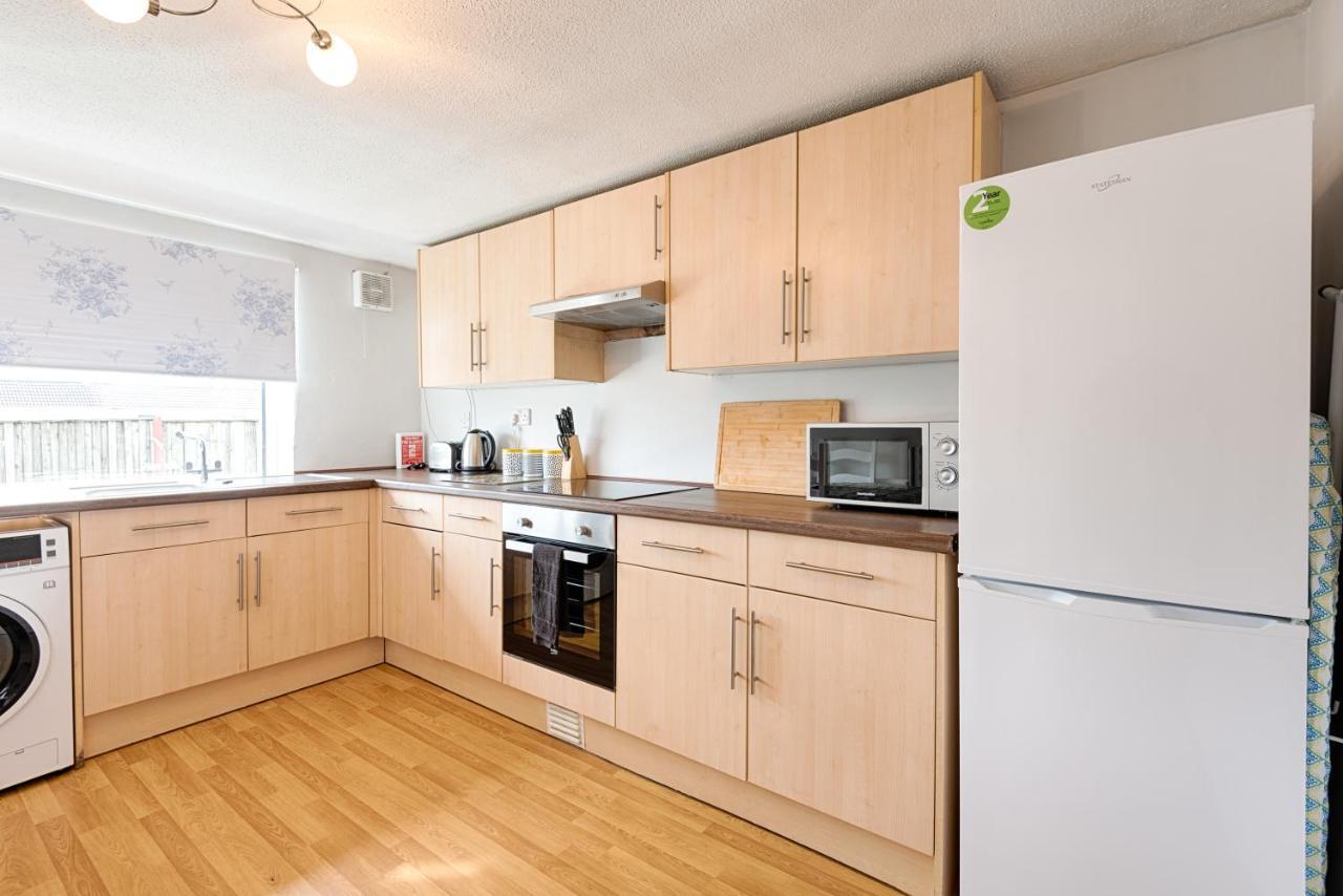 Free Parking, Spacious Rooms, Smart Tv'S All Rooms Swansea Extérieur photo